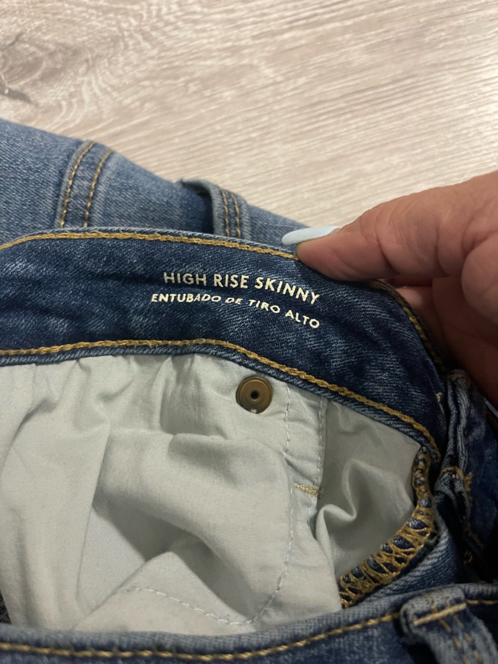Universal Thread High Rise Skinny Jeans - Picture 3 of 4